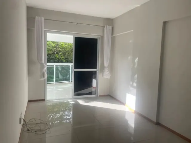 Apartamento com 3 quartos em Camboinhas — foto 1 do anúncio 2906342409