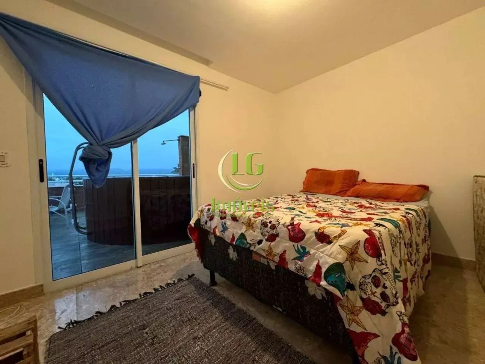 Apartamento com 2 quartos em Camboinhas — foto 14 do anúncio 2911935626