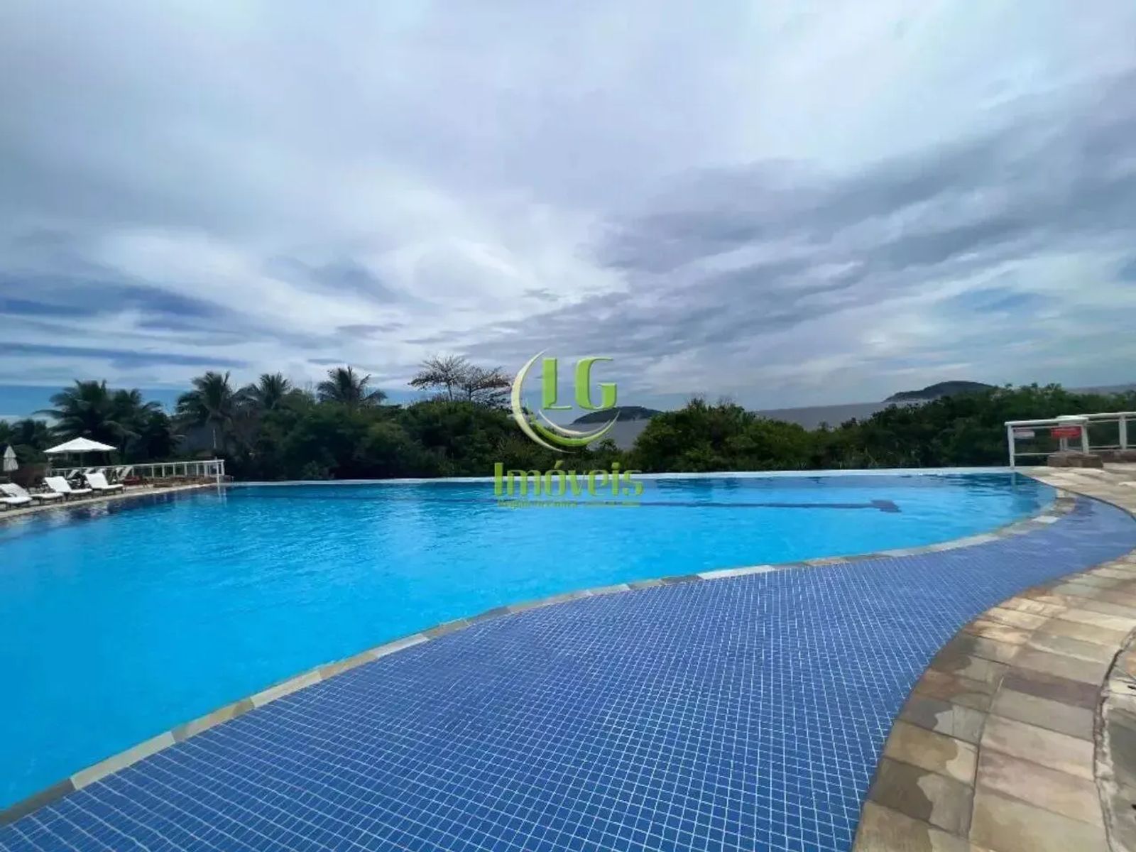 Apartamento com 2 quartos em Camboinhas — foto 11 do anúncio 2911935626