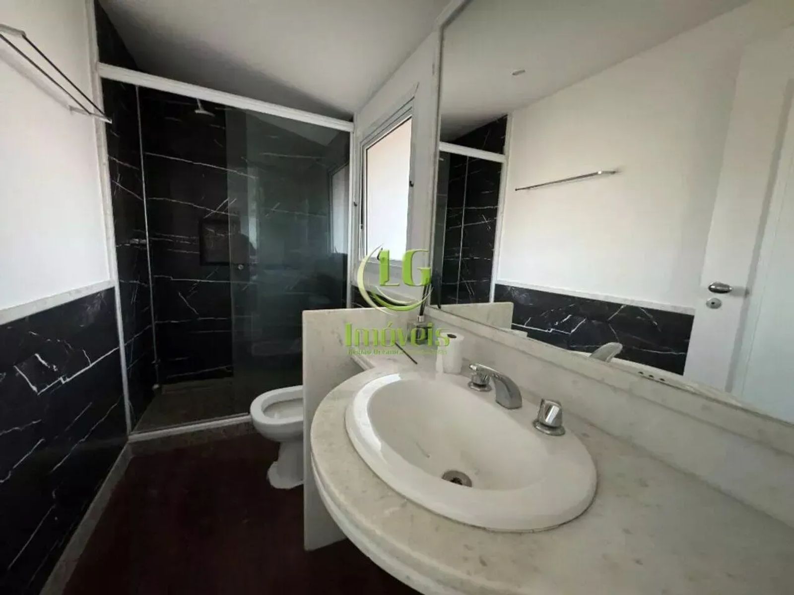 Apartamento com 2 quartos em Camboinhas — foto 3 do anúncio 2911935626